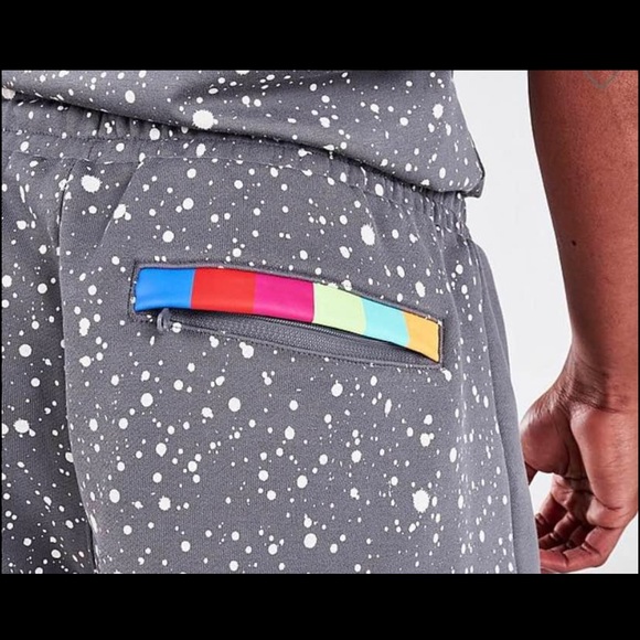 MEN'S PUMA WHITE NOIZE SHORTS Multi-sizes - Picture 3 of 6